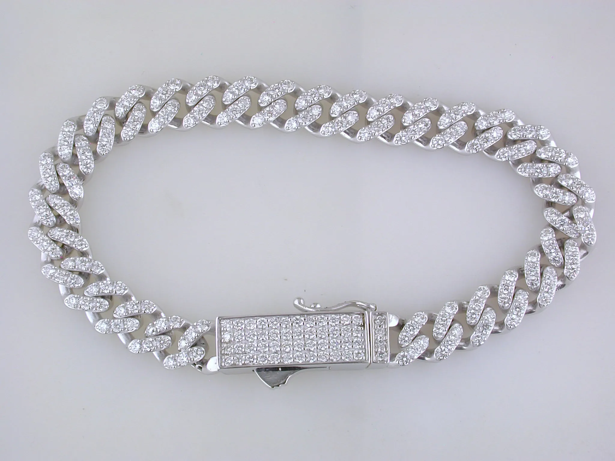 14k White Gold Curb Chain Pave Diamond Bracelet 7