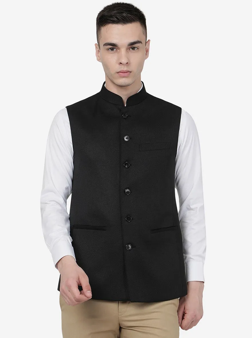 Black Solid Regular Fit Modi Jacket | JadeBlue