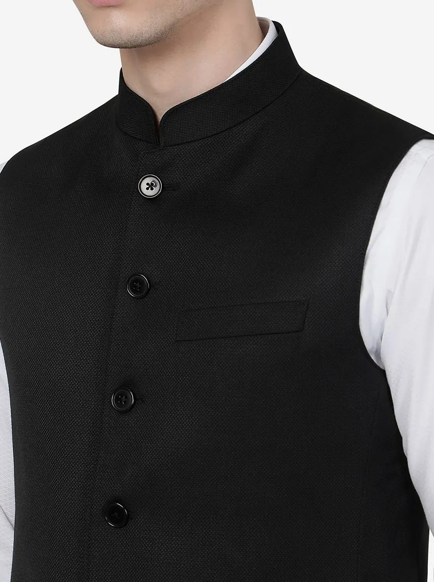 Black Solid Regular Fit Modi Jacket | JadeBlue