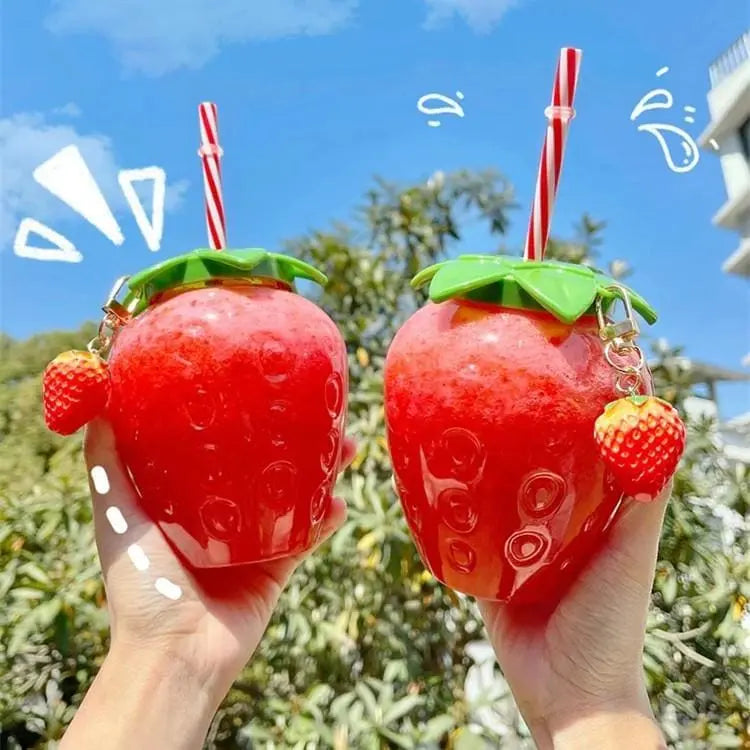 Summer Strawberry Plastic Cute Bottle MK16034